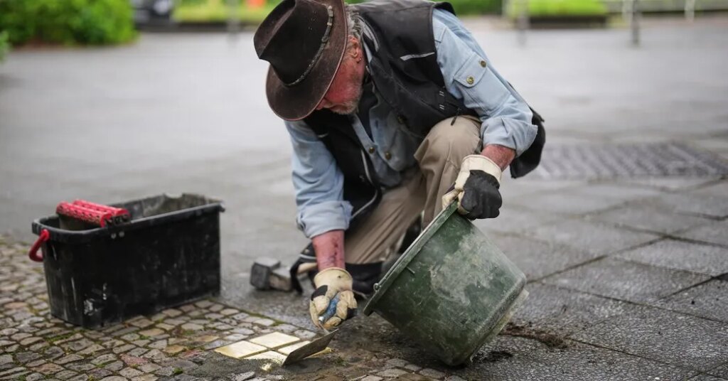 German Town Votes to Stop Adding Memorials Outside Homes of Slain Jews