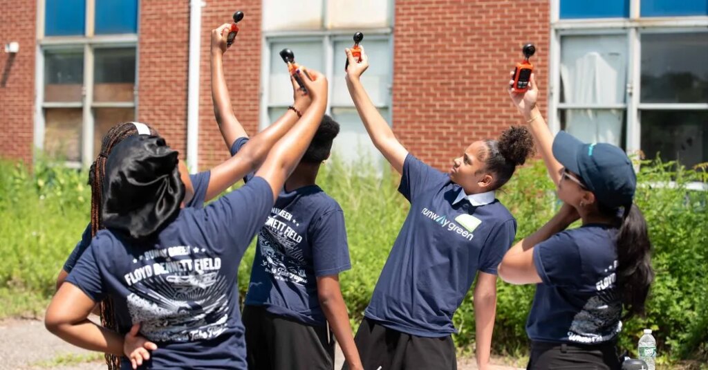 Turning an Airfield in Brooklyn Into a High School