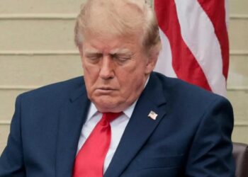 MAGA schooled as Dem launches public war on sleeping Trump: ‘Your facts are wrong’