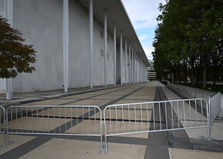 GOP senator blocks bill to stop Trump from demolishing Kennedy Center