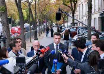 Accusations of Antisemitism Hit a Star of the French Far Right