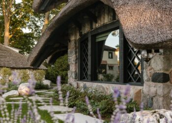 These ‘mushroom houses’ look like they’re made for hobbits. You can stay in one.