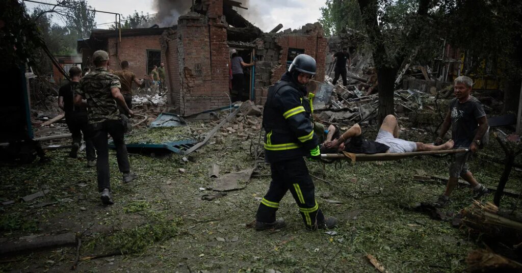 The Rescuers Keeping Two Ukrainian ‘Fortress Cities’ Alive