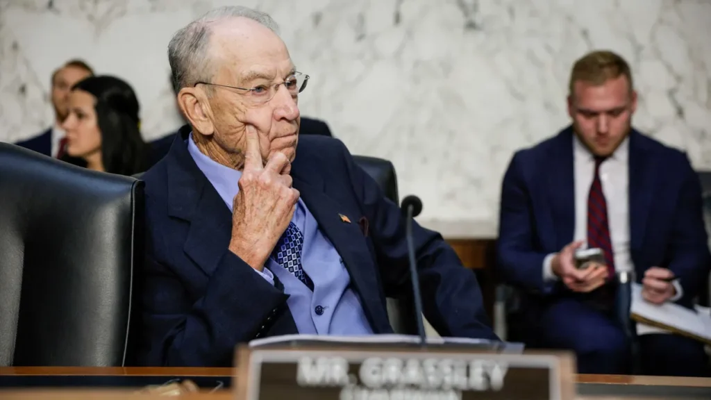 ‘Elder abuse’: Experts alarmed by Chuck Grassley ‘ranting wildly’ at Jack Smith hearing