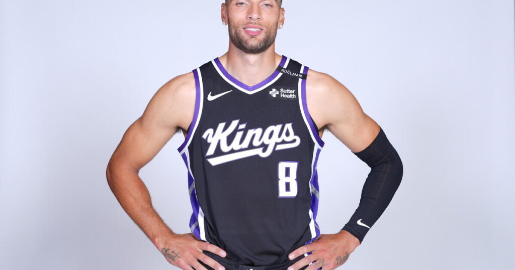 Hot mic catches Sacramento Kings reporters calling Ben Simmons ‘cringe’ and Zach LaVine ‘hella fine’