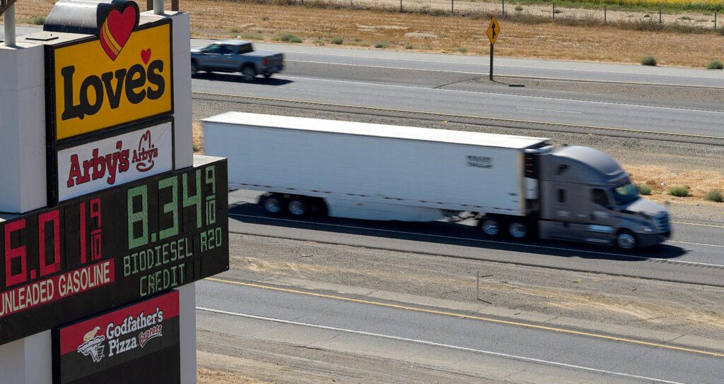 Americans feel worse about the economy than during the pandemic