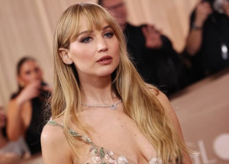 Jennifer Lawrence to Star in Zach Cregger’s Sci-Fi Thriller ‘The Flood’