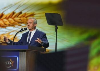 A.I. Is ‘Better Informed’ Than Doctors, Kennedy Tells Industry-Backed MAHA Summit