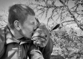 Jaco Muller, who turned his 15-year-old son’s idea into 197 rhino births, has died