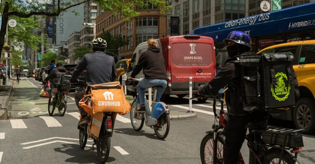 After Fatal Crashes, N.Y.C. Lawmakers Seek to Regulate E-Bikes