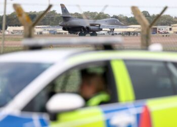 U.K. counterterrorism police say no explosives found in vans near air base