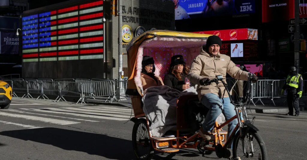 A Move to Quiet Down the Noisy Pedicabs of Midtown