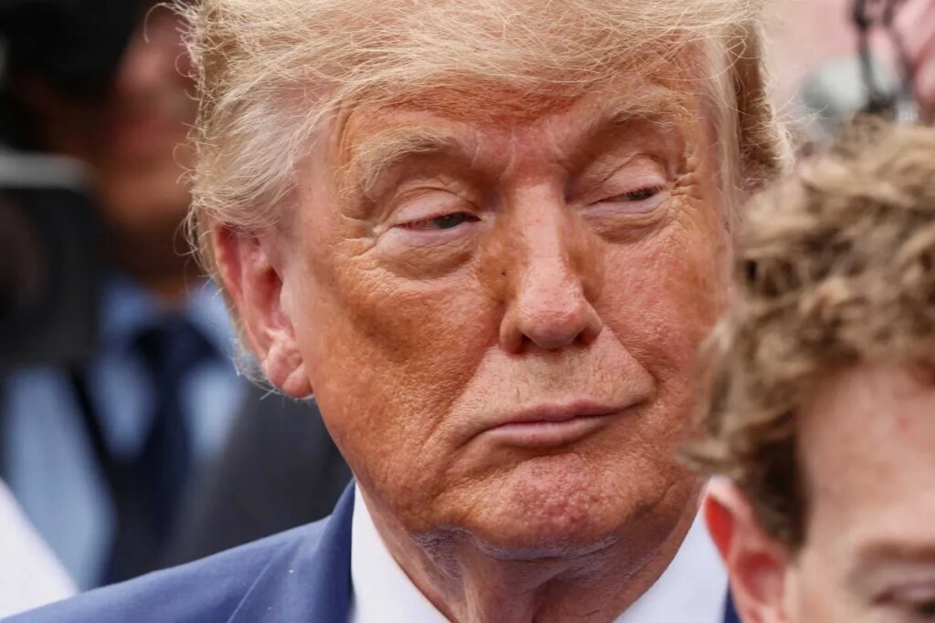 Trump ridiculed for glaring typo in new order: ‘You shouldn’t be president’