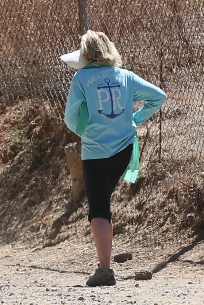 Linda Purl on a solo hike in Los Angeles.