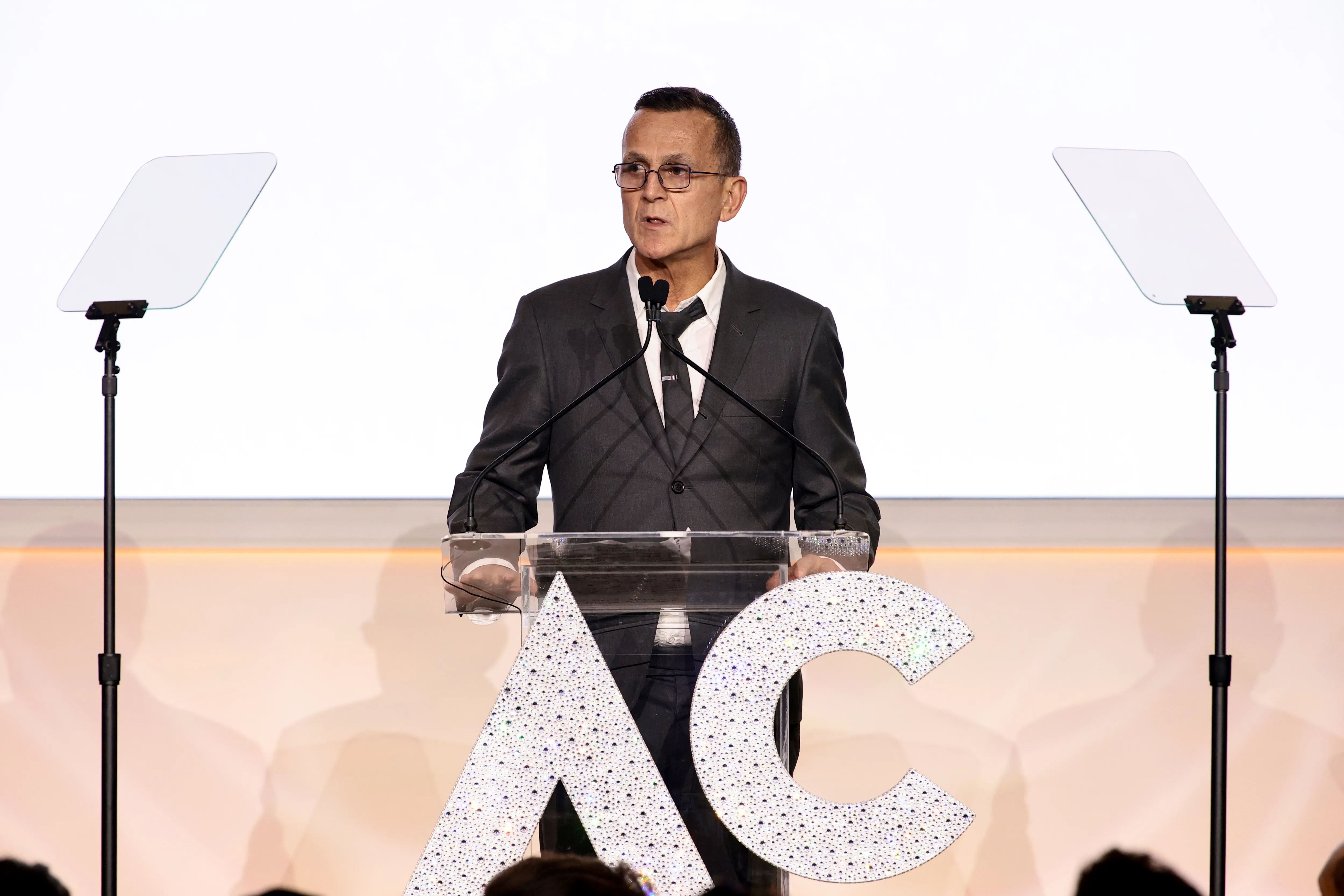 Steven Kolb speaking at the 2026 Accessories Council Excellence Awards.