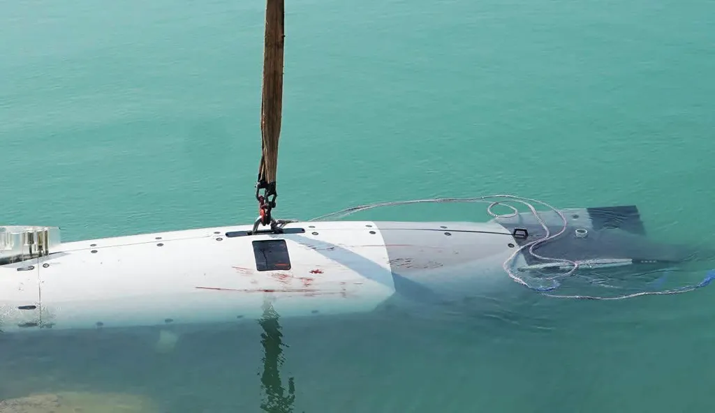 Iran's Revolutionary Guards said it had captured a US uncrewed submarine at the entrance to the Strait of Hormuz on Tuesday.