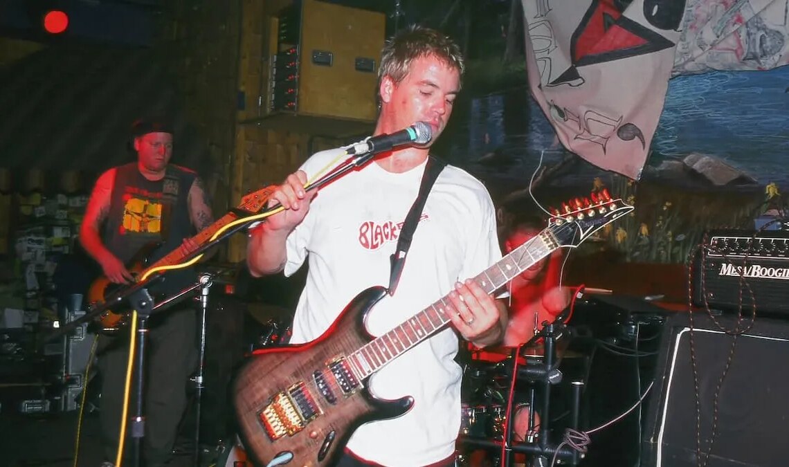 3 Songs From the 1990s That Make Me Feel Better About Being a Homebody