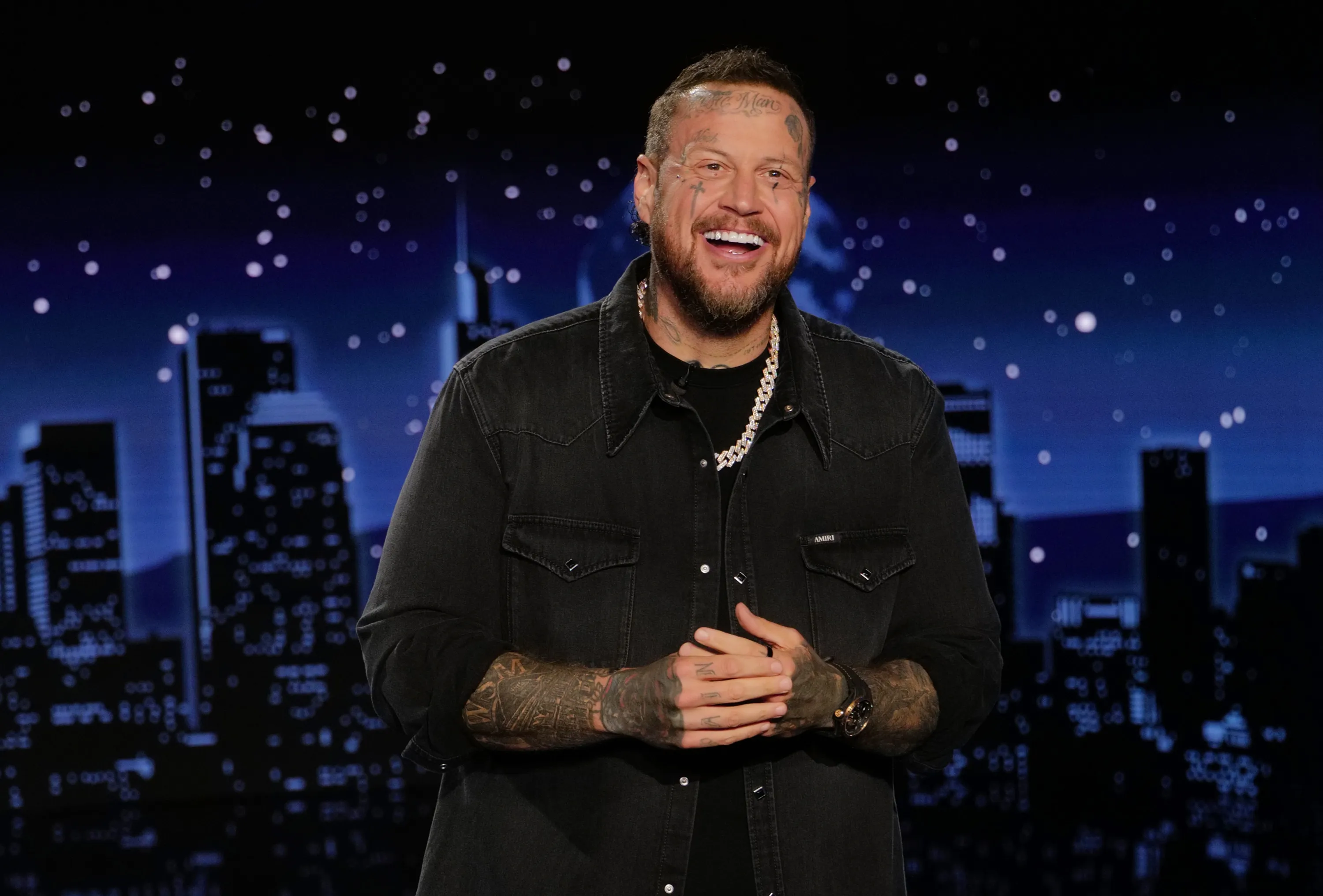 Jelly Roll filling in as host for 