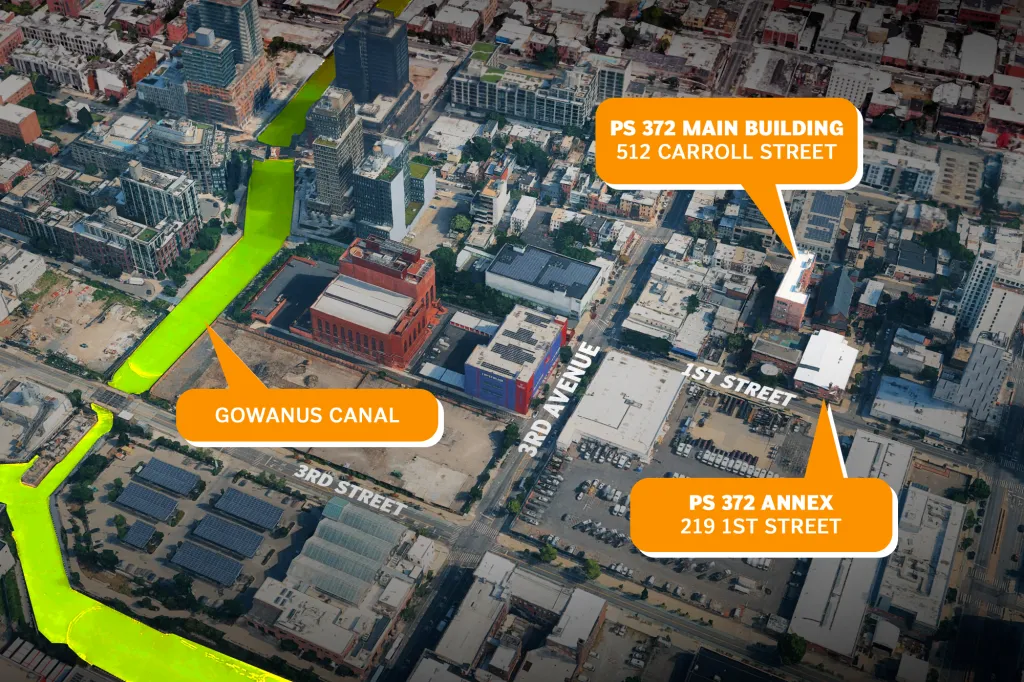 A map showing the school's buildings and the canal. 