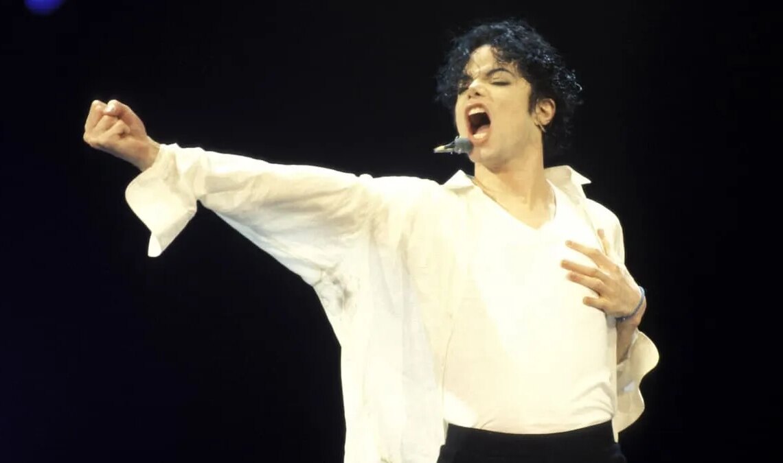 4 90s R&B Classics That’ll Help You Get Through a Breakup