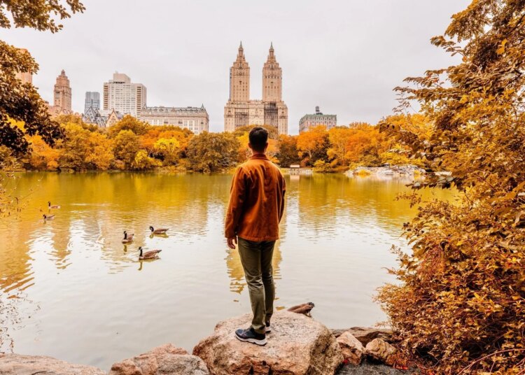 4 Steps for the Perfect Fall Reset, According to a Mental Health Expert