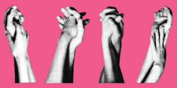 6 Simple Ways to Bring Romance Back Into Your Relationship, According to a Therapist
