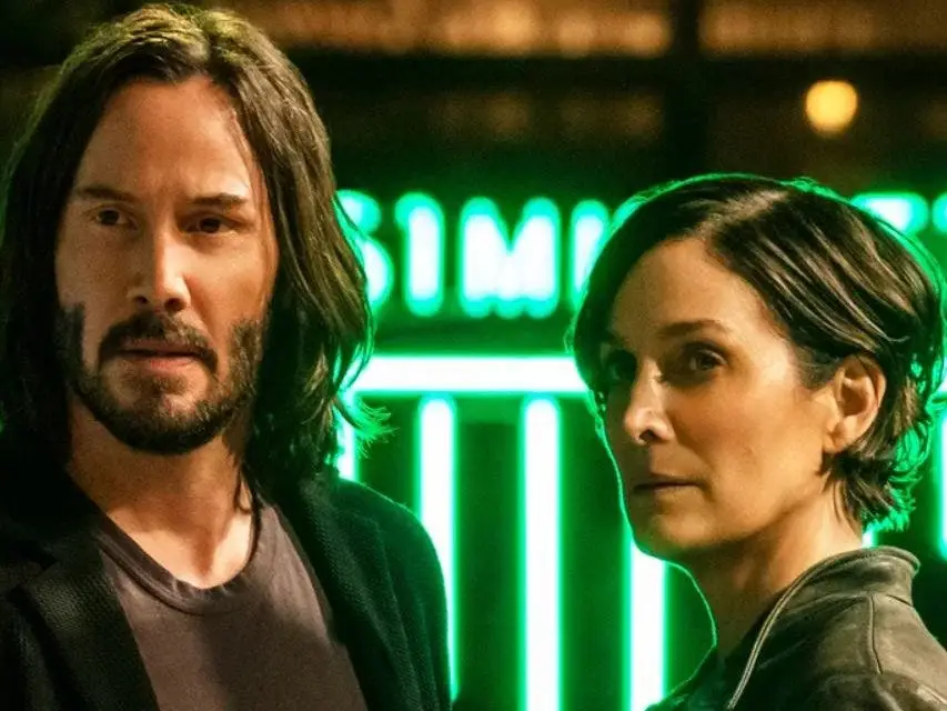 keanu reeves and carrie ann moss as neo and trinity in the matrix resurrections