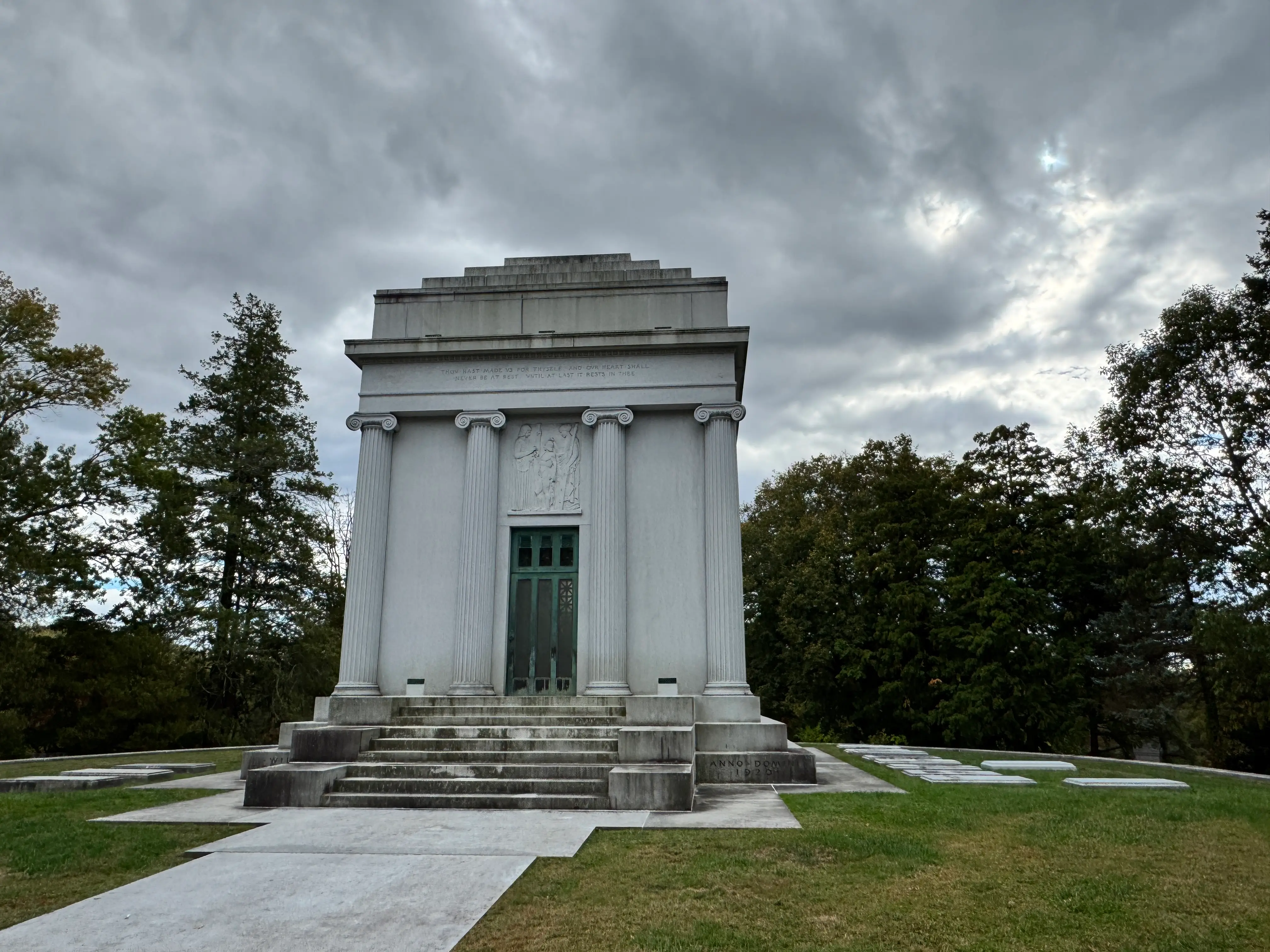 rockefeller mausoleum