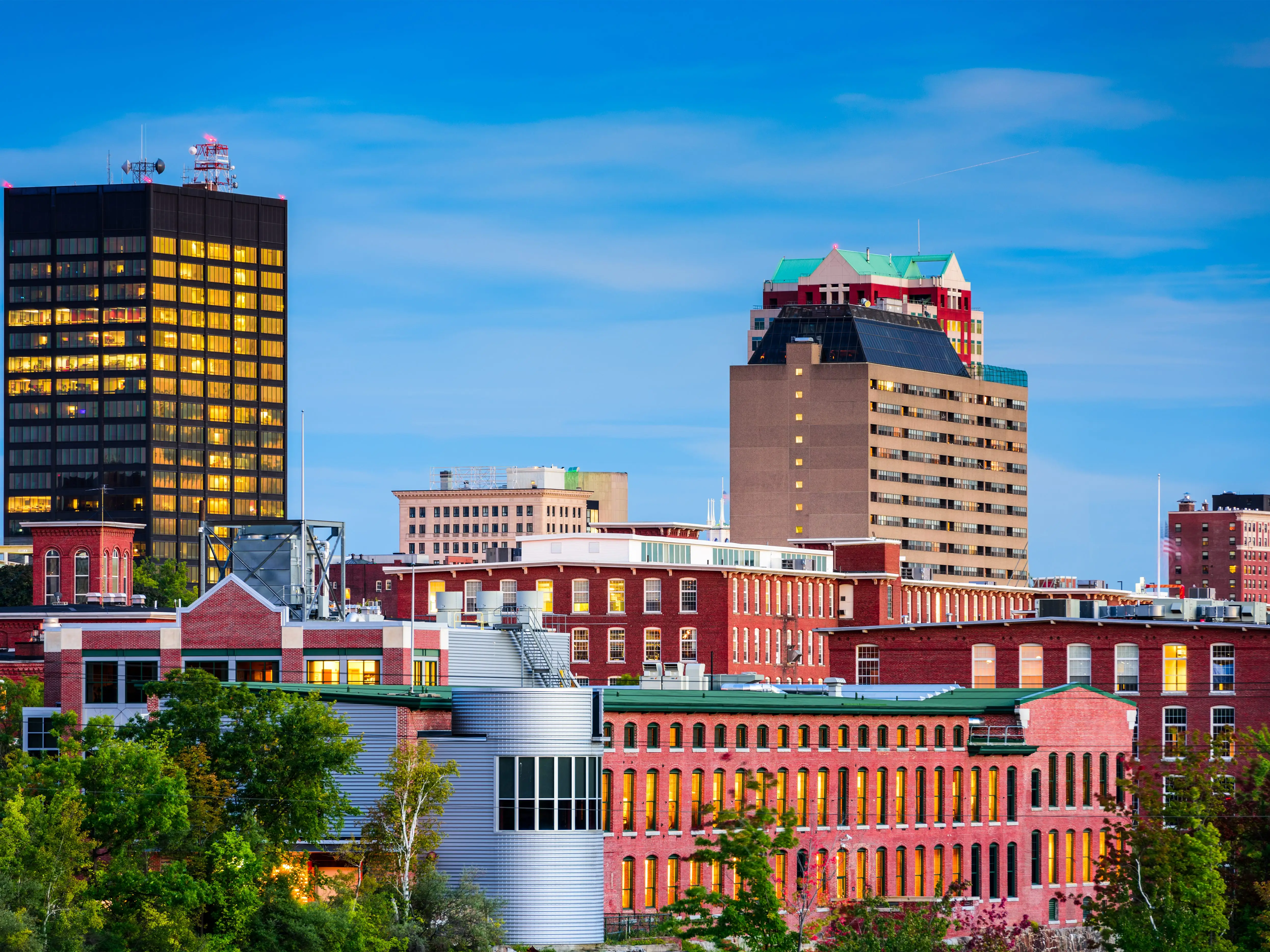 Manchester, New Hampshire, USA skyline.