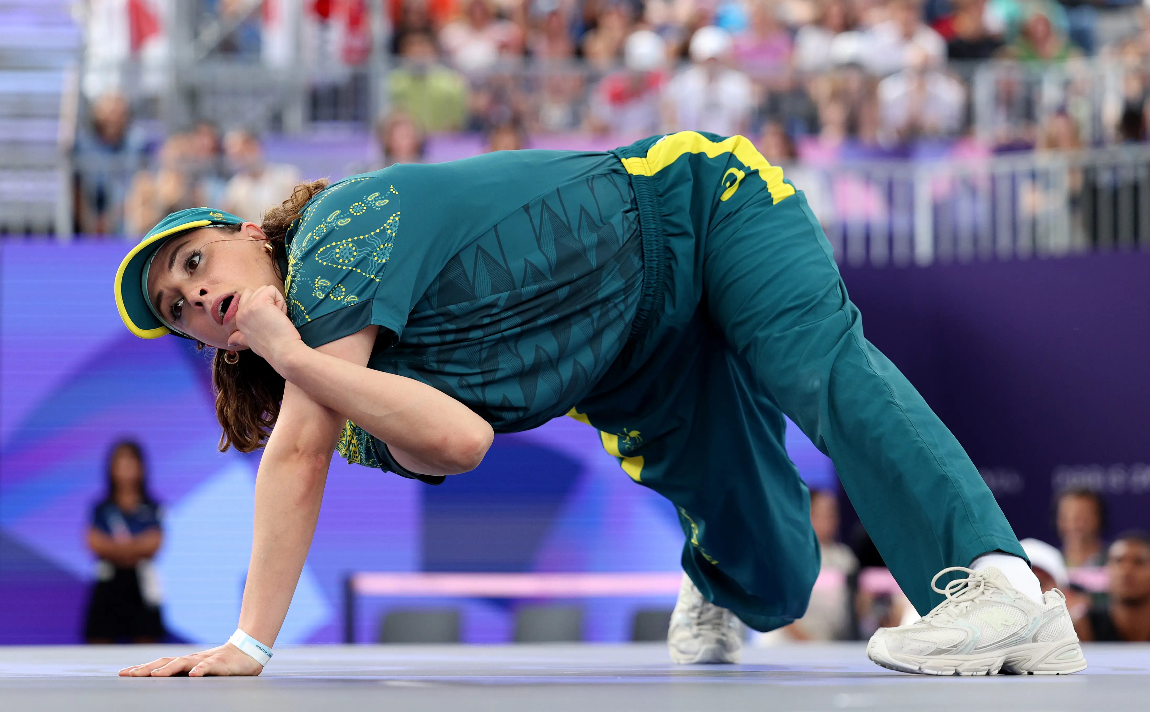 Rachael Gunn breakdancing