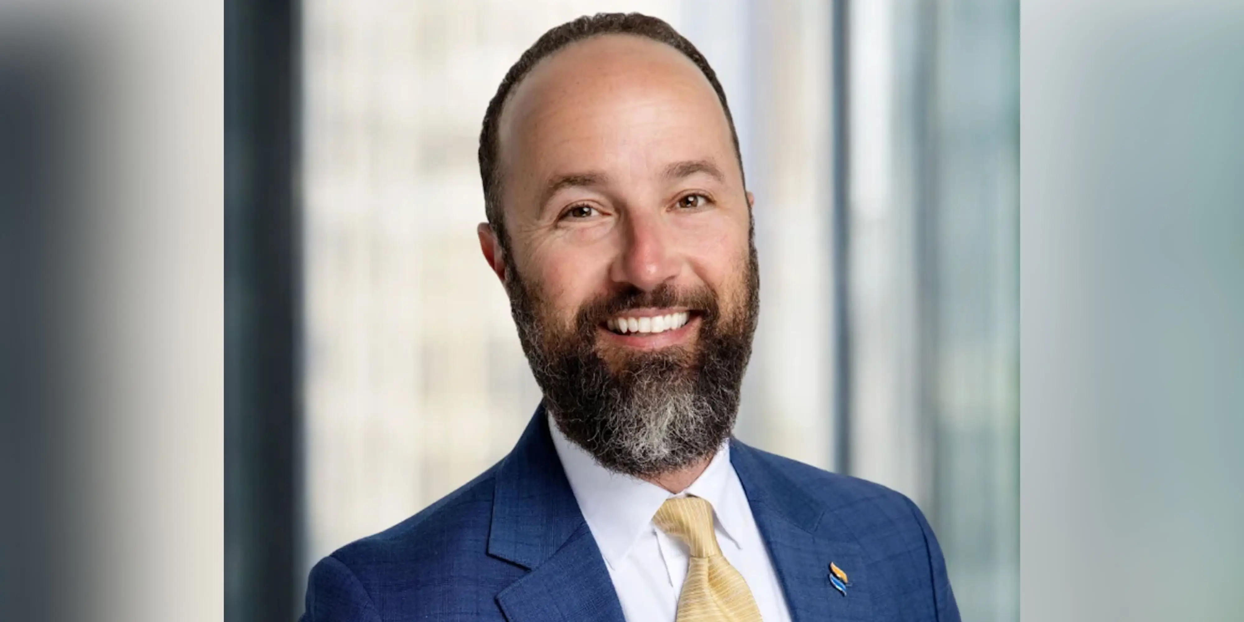Headshot of Brett Schreiber