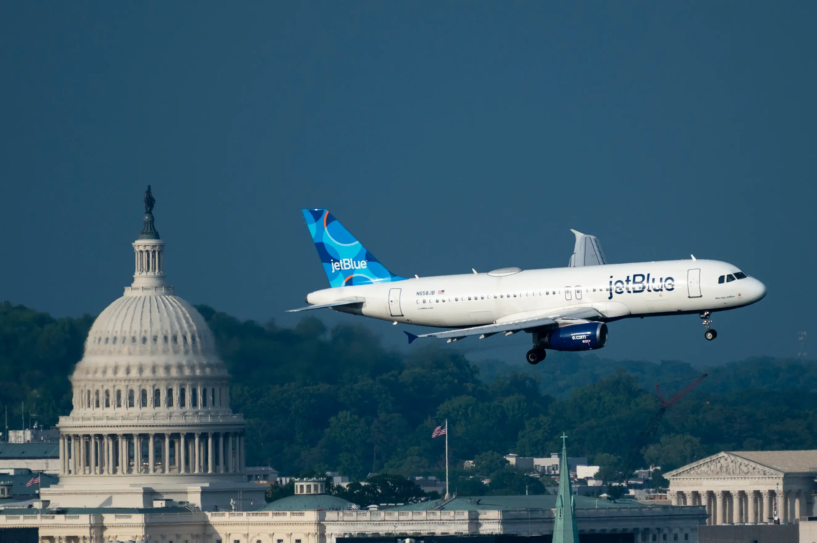 JetBlue A320.