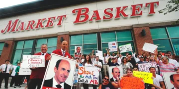 How a succession battle over a beloved New England supermarket empire turned ugly