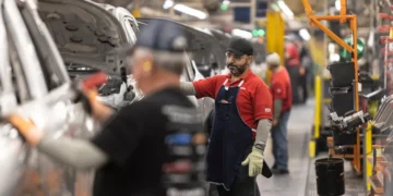 Nissan’s AI-powered factory robots can haul 4,000 pounds — and call each other for backup