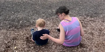 My friends pay me to watch their kids alongside my own. It’s a fulfilling way to make $400 a week as a stay-at-home mom.