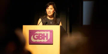 I left a chief HR officer job at 55. Now I work 3 days a week and still get benefits.