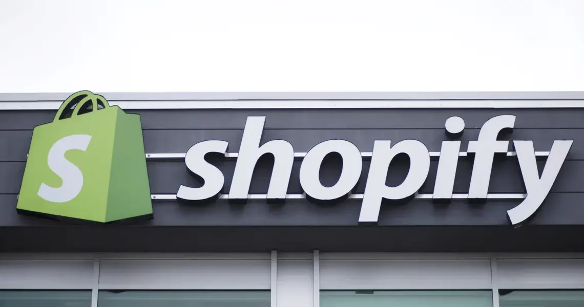 Shopify’s COO says her ideal employee is an ‘X-shaped’ person