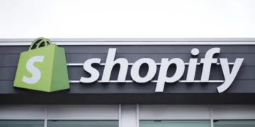 Shopify’s COO says her ideal employee is an ‘X-shaped’ person