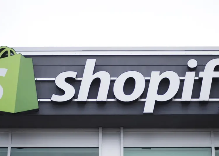 Shopify’s COO says her ideal employee is an ‘X-shaped’ person