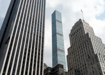 Rich New Yorkers’ incomes have soared, but it means more wealth to tax