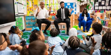 Parents learned AI was in their kids’ classrooms. Then they took it to Mamdani’s office.