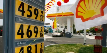 This will be the most expensive Labor Day ever for gas. Here are the 10 states with the highest fuel prices — and 10 with the lowest.