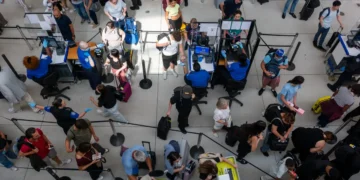 The US airports with the longest and shortest security wait times — ranked