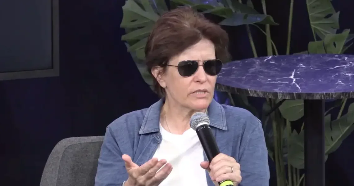 When to quit your job and go solo, according to media mogul Kara Swisher