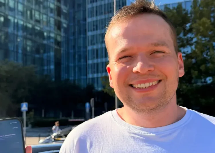 This developer created an app to detect nearby Meta glasses. It already has thousands of users.