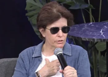 Kara Swisher says ‘hugely successful’ businesses have these 3 things