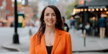I’m a French CEO in NYC. I say ‘no’ to 80% of emails, take two-hour lunches, and don’t compare myself to others.