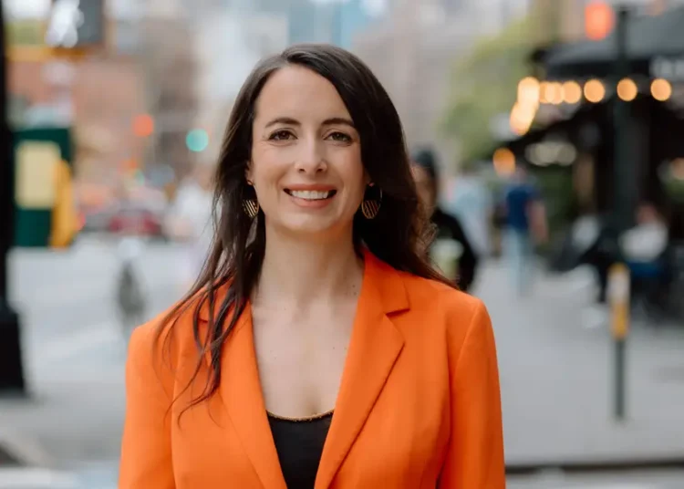 I’m a French CEO in NYC. I say ‘no’ to 80% of emails, take two-hour lunches, and don’t compare myself to others.