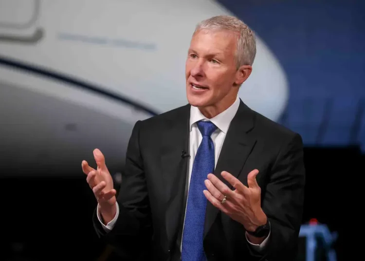United Airlines CEO says he sleeps 8 ½ hours a night and limits meetings to ‘no more than 4 hours a day’