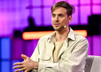 Lovable CEO Anton Osika quoted a famous essay on nuclear war to calm AI apocalypse fears